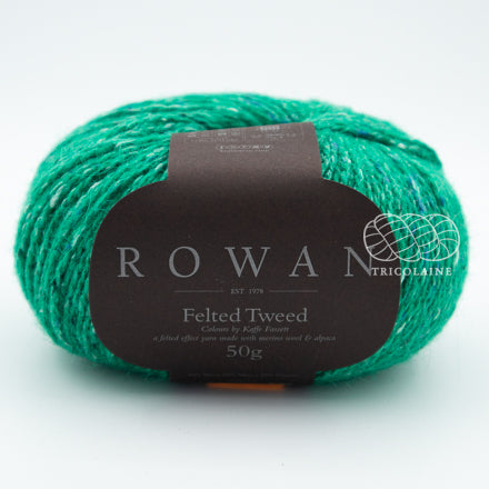 Rowan Felted Tweed, une fibre de calibre DK constituée de laine, alpaga et viscose avec effet tweed.  Coloris Electric Green, un vert électrisant très vif.