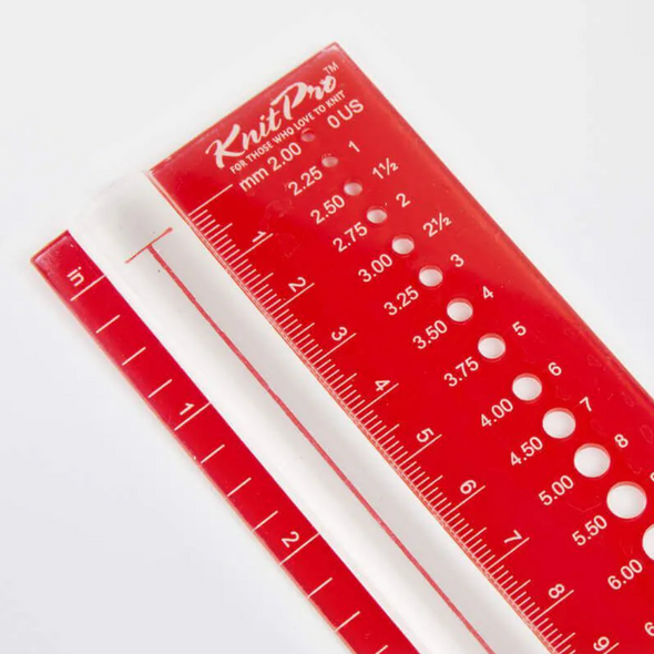 Règle, jauge et loupe tout en un Knitter's Pride