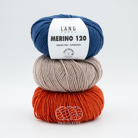 Merino 120 de Lang Yarns, une laine de mérinos fine, extradouce et traitée supewash.  De calibre DK, elle se tricote avec des aiguilles 3.5 à 4 mm.